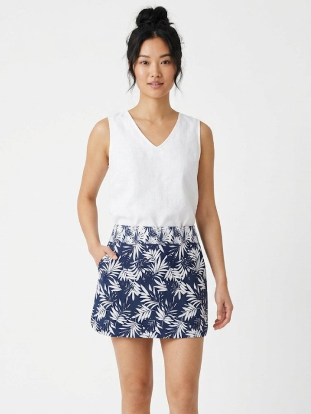 CROWN & IVY Women's Skort Large Cotton Spandex Lightweight Summer Navy White